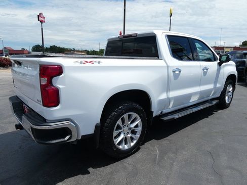 Certified 2021 Chevrolet Silverado 1500 LTZ w/ Safety Package II AWD/4WD image 5