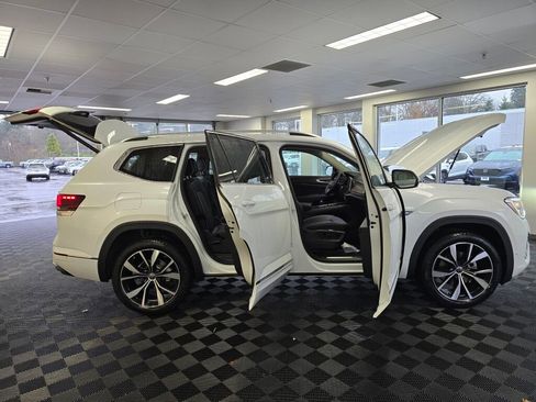 New 2026 Volkswagen Atlas SEL Premium R-Line image 17