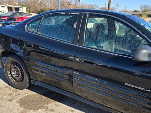 Used 2000 Pontiac Grand Am SE image 6