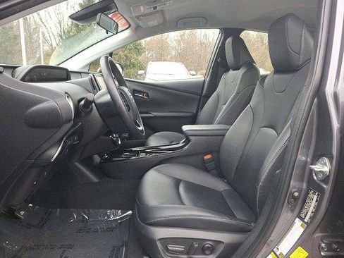 Certified 2022 Toyota Prius Prime XLE image 13