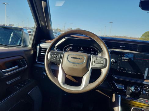 Certified 2023 GMC Sierra 1500 Denali w/ Denali Reserve Package image 16