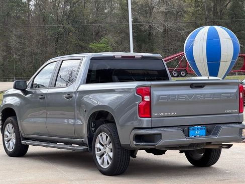 Used 2020 Chevrolet Silverado 1500 Custom w/ Infotainment Package image 13