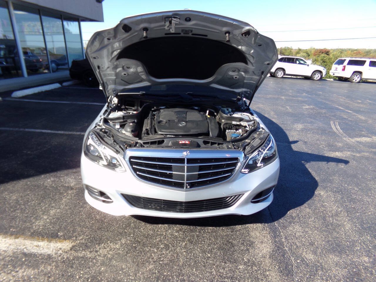 Used 2016 Mercedes-Benz E 350 4MATIC Wagon image 36