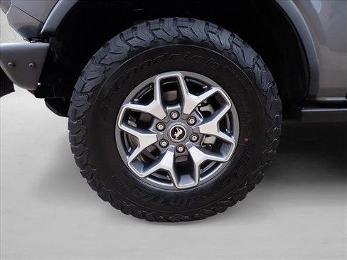 Used 2022 Ford Bronco Badlands AWD/4WD image 7