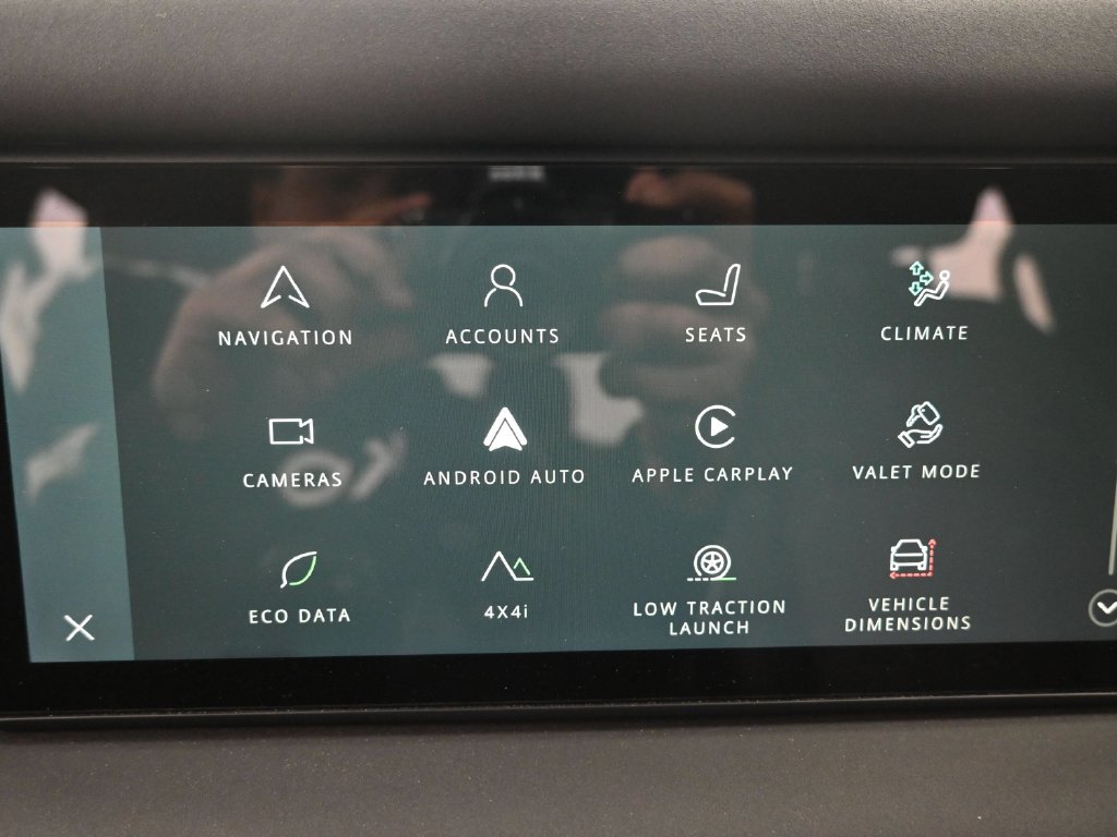 Used 2024 Land Rover Defender 110 S AWD/4WD image 11