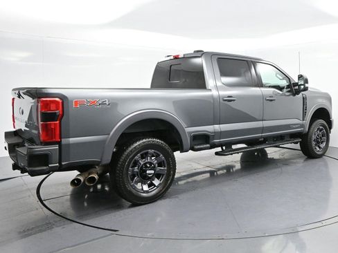 Used 2023 Ford F350 XLT w/ XLT Premium Package AWD/4WD image 7