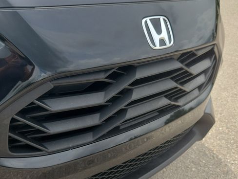 Used 2023 Honda HR-V Sport image 13