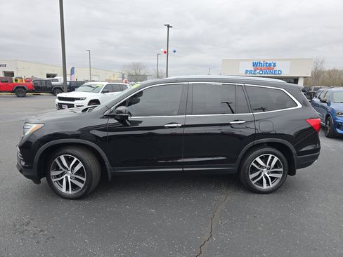 Used 2018 Honda Pilot Elite image 23