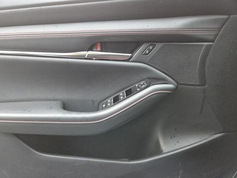 Used 2025 MAZDA MAZDA3 s image 30