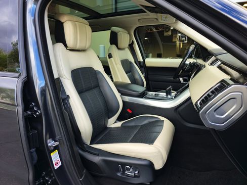 Used 2019 Land Rover Range Rover Sport HSE Dynamic image 23