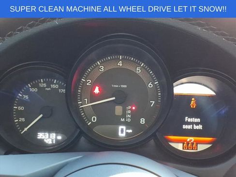 Used 2023 Porsche Macan Turbo image 23