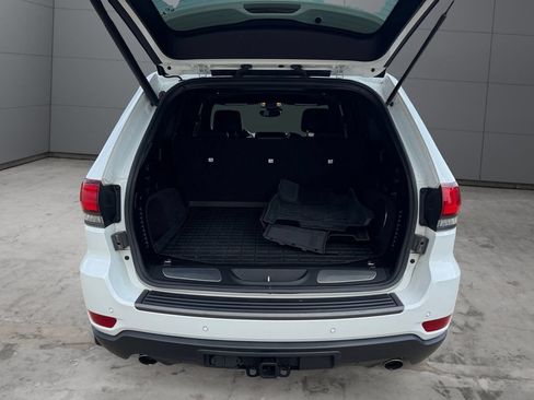 Used 2019 Jeep Grand Cherokee Trailhawk AWD/4WD image 19