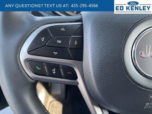 Used 2022 Jeep Cherokee Latitude Lux image 19