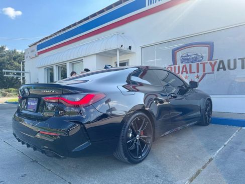 Used 2023 BMW M440i Coupe w/ Premium Package RWD image 37