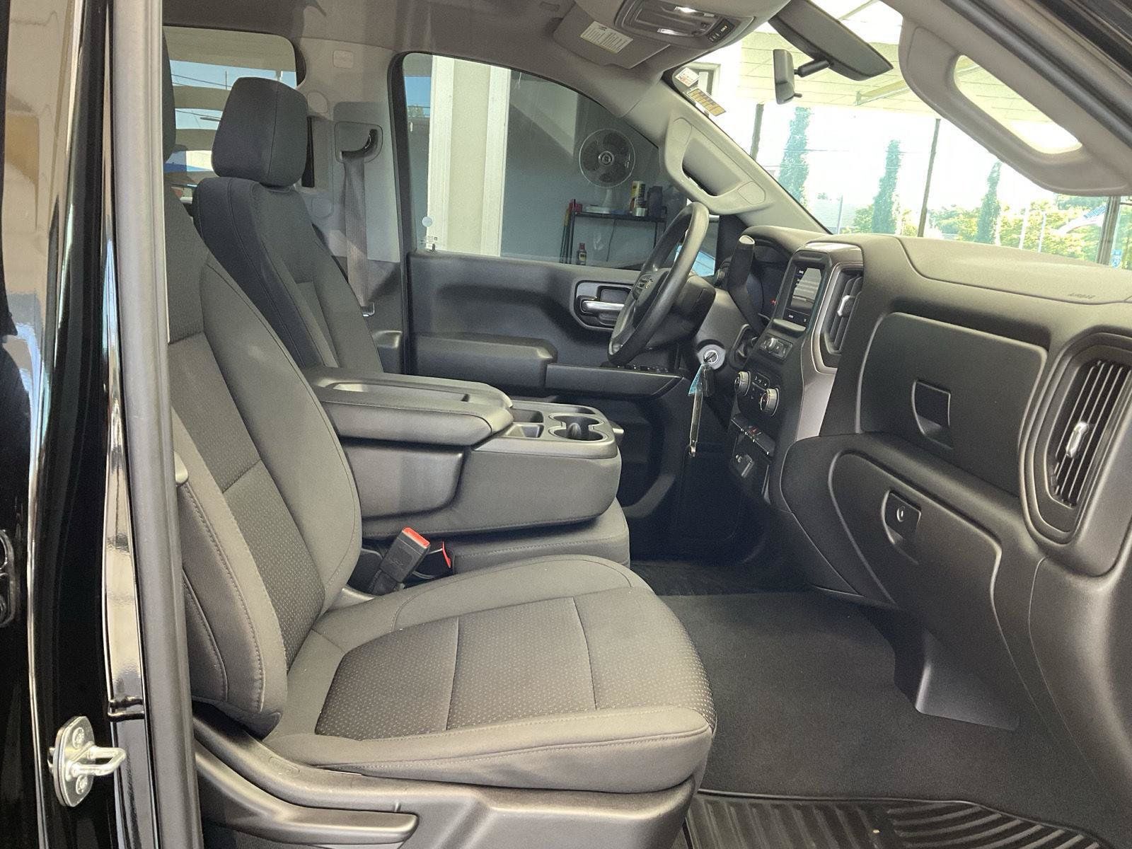Used 2021 Chevrolet Silverado 1500 Custom AWD/4WD image 17