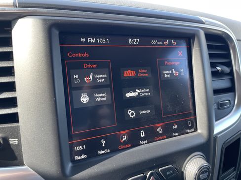 Used 2019 RAM 1500 Classic SLT w/ SLT Plus D←cor Group AWD/4WD image 19
