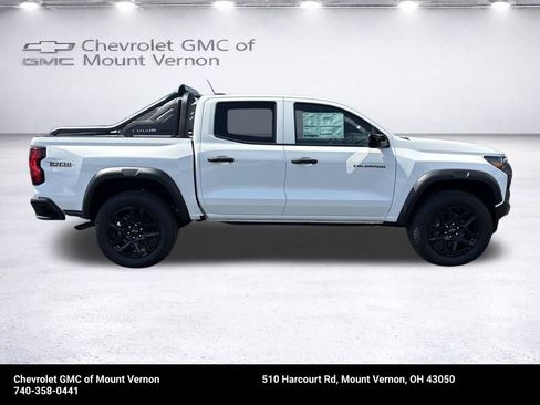 New 2025 Chevrolet Colorado Trail Boss w/ Midnight Edition AWD/4WD image 8