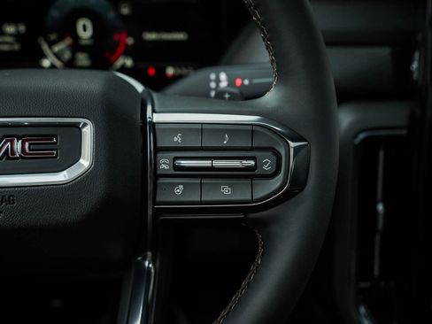 New 2026 GMC Yukon XL AT4 w/ AT4 Premium Package image 23