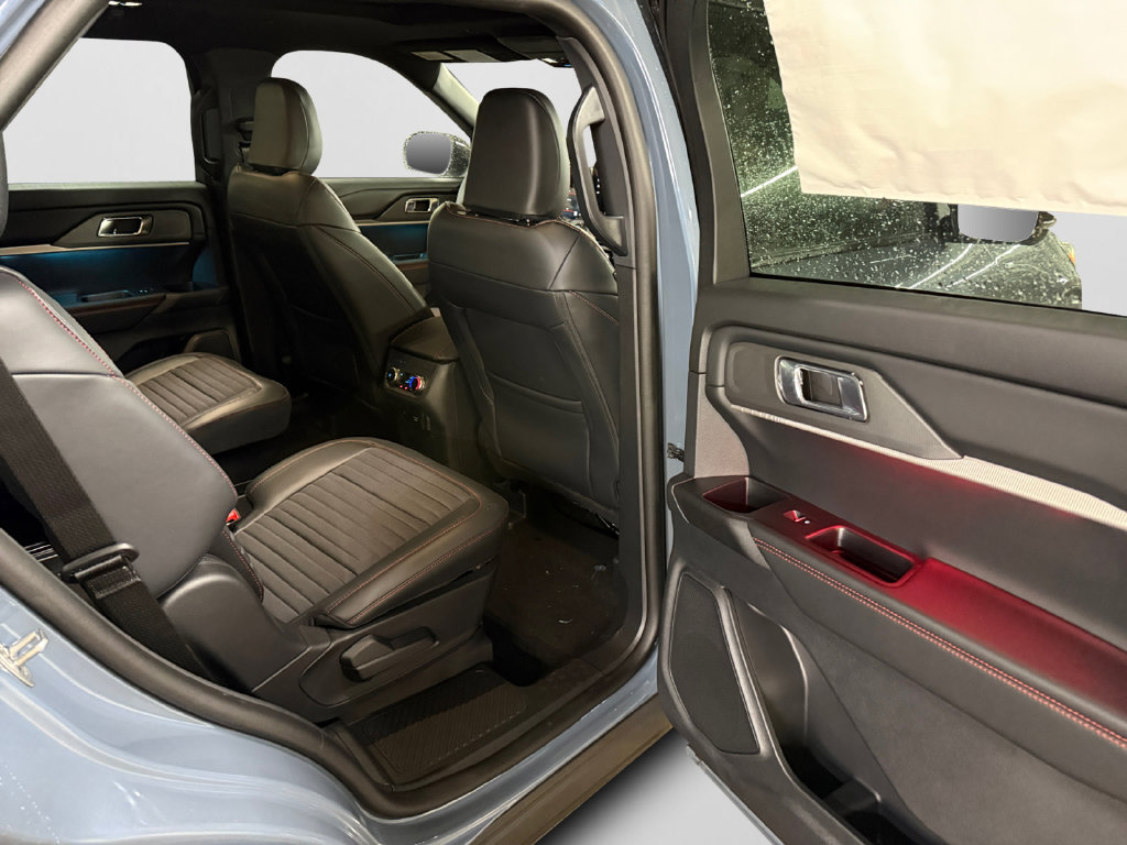 New 2026 Ford Explorer ST-Line w/ ST-Line Street Pack AWD/4WD image 28