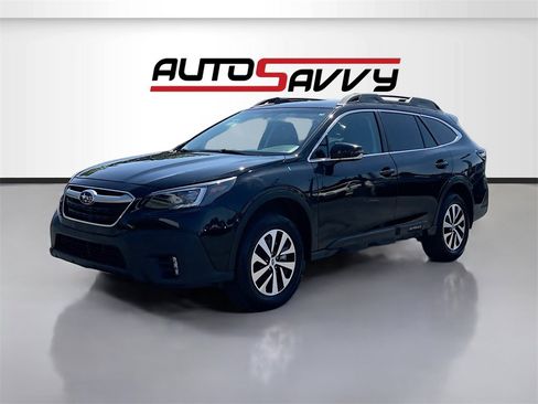 Used 2020 Subaru Outback Premium image 3