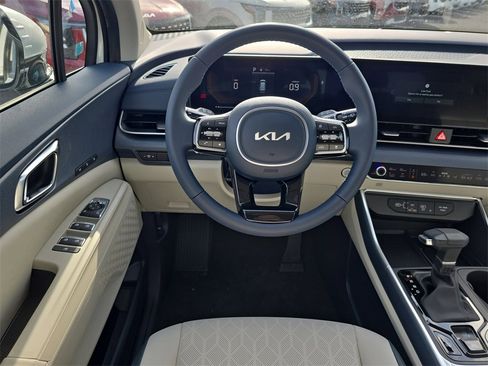 New 2026 Kia Carnival EX image 16