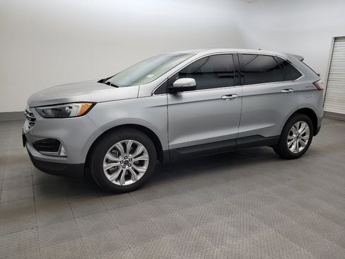 Used 2022 Ford Edge Titanium w/ Cargo Accessory Package AWD/4WD image 2