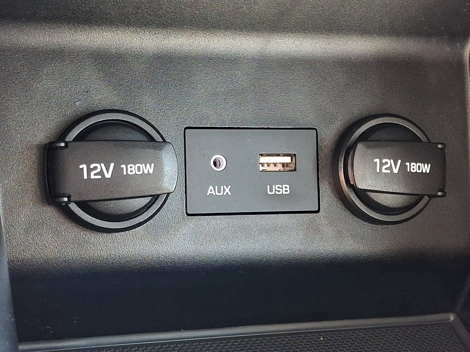 Used 2020 Hyundai Elantra SE FWD image 22