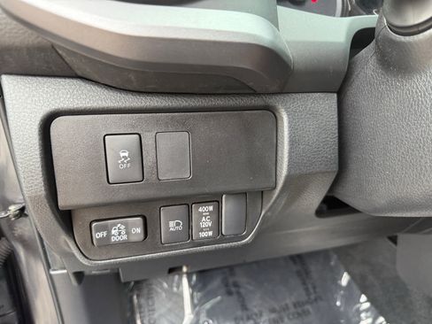 Used 2022 Toyota Tacoma TRD Sport image 23