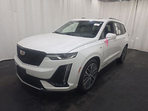 Used 2024 Cadillac XT6 Sport w/ Technology Package AWD/4WD image 1