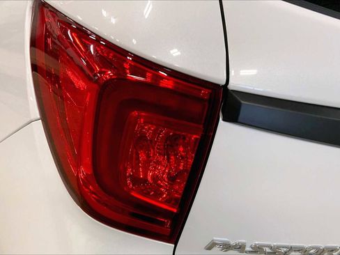 Used 2023 Honda Passport EX-L image 27