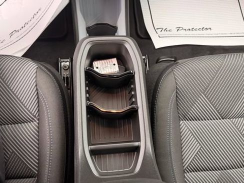 New 2027 Chevrolet Bolt LT w/ Comfort Package FWD image 33