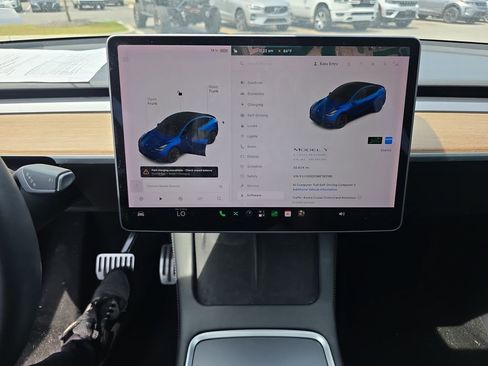Used 2021 Tesla Model Y Long Range AWD/4WD image 8