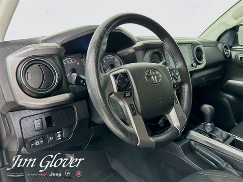 Used 2023 Toyota Tacoma 4x4 Double Cab image 23