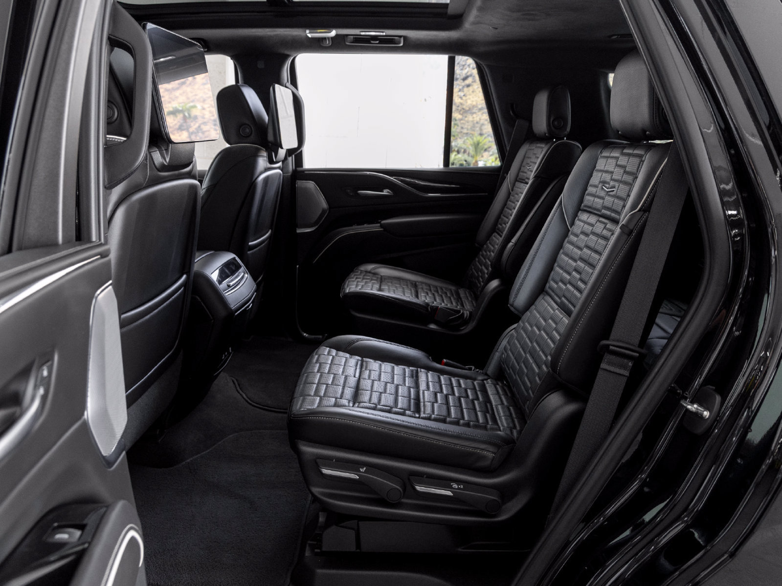 Used 2023 Cadillac Escalade V AWD/4WD image 22