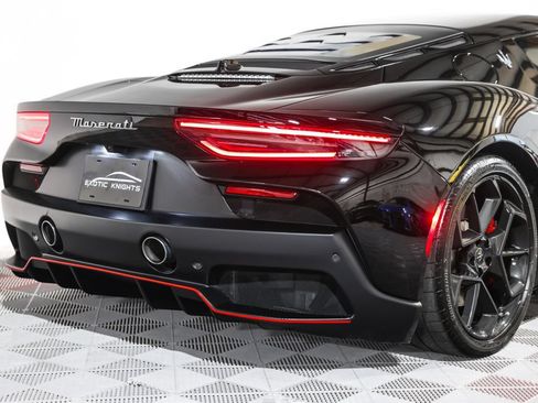 Used 2022 Maserati MC20 Coupe RWD image 9