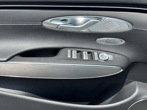New 2026 Genesis GV70 2.5T Select AWD/4WD image 12