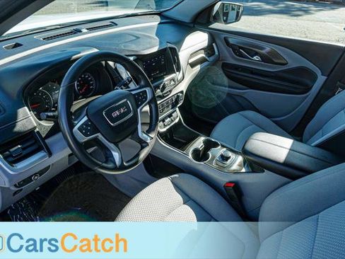 Used 2022 GMC Terrain SLE image 17