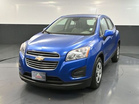 Used 2016 Chevrolet Trax LS w/ LPO, Protection Package image 11