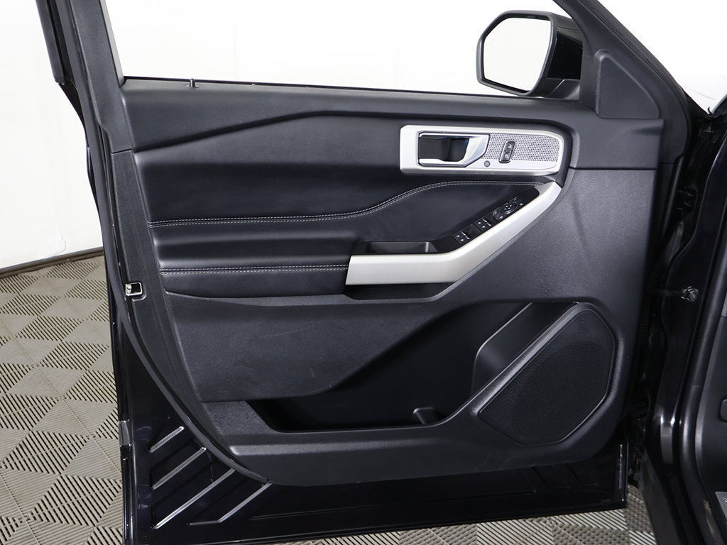 Used 2022 Ford Explorer Limited RWD image 27