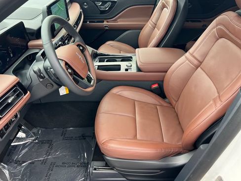 New 2026 Lincoln Aviator Reserve w/ Illumination Package RWD image 10