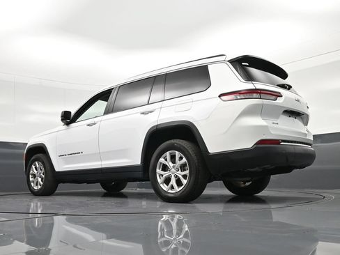 Used 2023 Jeep Grand Cherokee L Limited AWD/4WD image 22