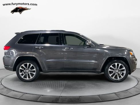Used 2018 Jeep Grand Cherokee Overland w/ Jeep Active Safety Group image 2