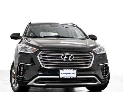 Used 2017 Hyundai Santa Fe SE w/ Cargo Package AWD/4WD image 3