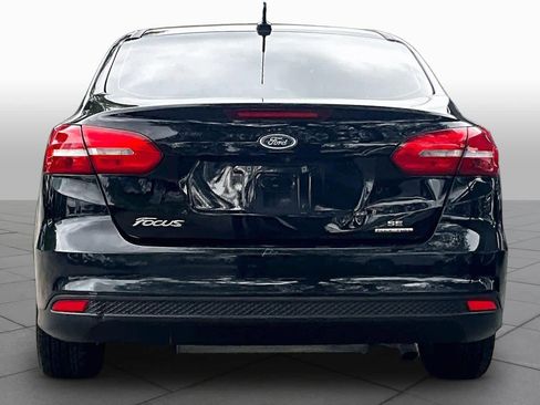 Used 2016 Ford Focus SE image 5