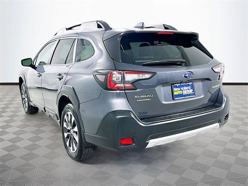 Used 2025 Subaru Outback Limited image 5