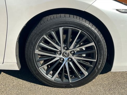 Used 2022 Lexus ES 350 w/ Premium Package FWD image 18
