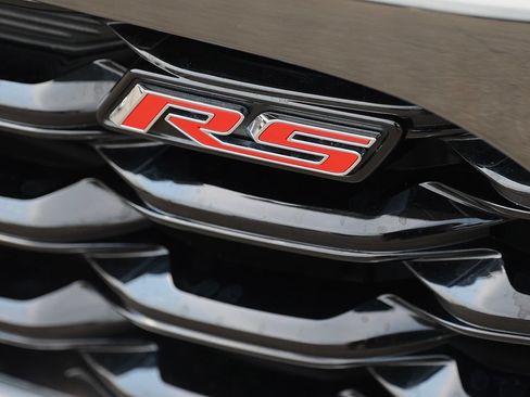 Used 2025 Chevrolet Trax RS FWD image 9
