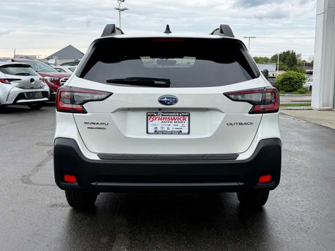 Used 2025 Subaru Outback Premium w/ Popular Package #1A AWD/4WD image 5