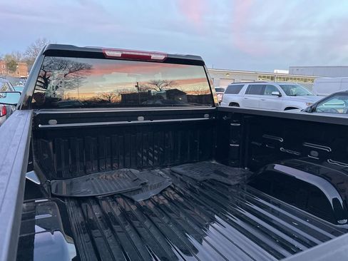 Used 2023 GMC Sierra 1500 Elevation image 6