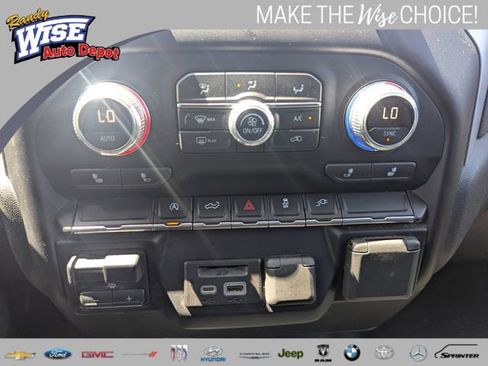 Used 2019 GMC Sierra 1500 SLE w/ SLE Value Package image 16